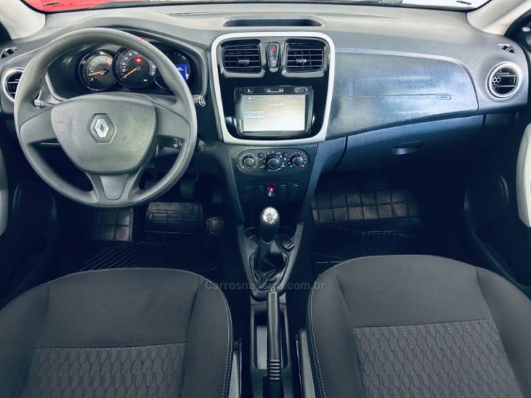 RENAULT - SANDERO - 2017/2018 - Preta - R$ 43.990,00