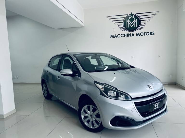 PEUGEOT - 208 - 2017/2018 - Prata - R$ 42.990,00