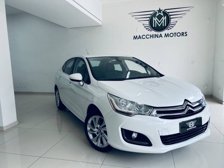 CITROËN - C4 LOUNGE - 2014/2015 - Branca - R$ 48.990,00