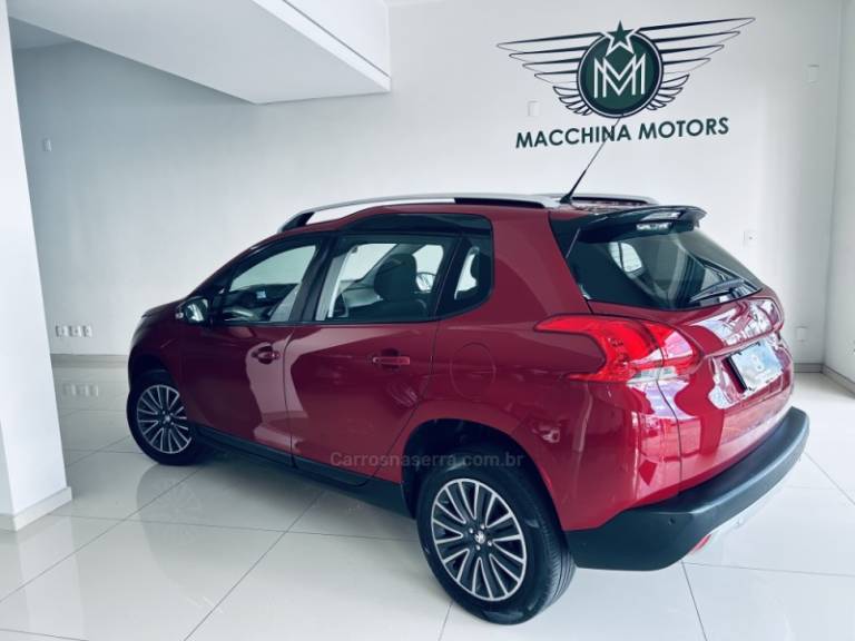 PEUGEOT - 2008 - 2018/2018 - Vermelha - R$ 59.990,00