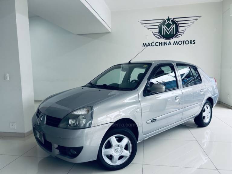 RENAULT - CLIO - 2008/2009 - Bege - R$ 26.990,00