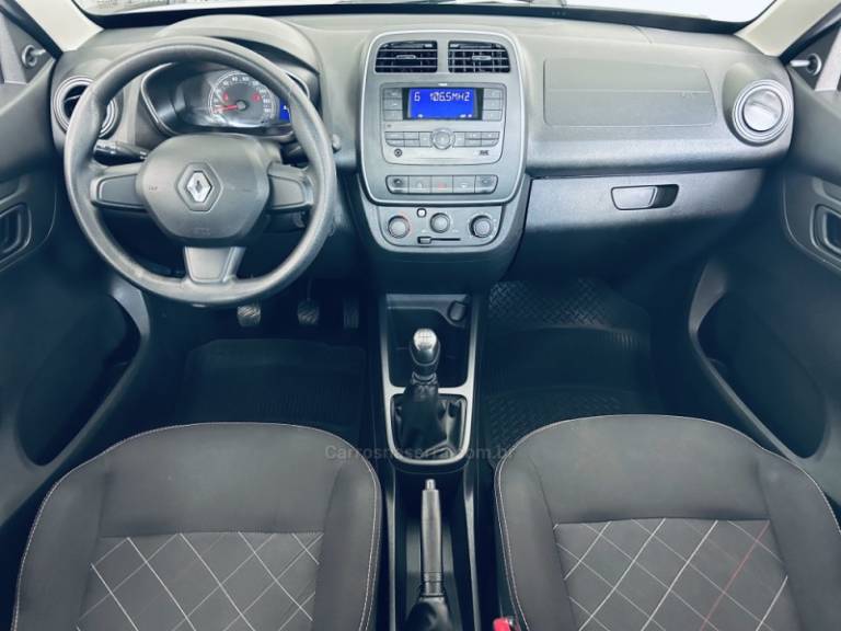 RENAULT - KWID - 2017/2018 - Branca - R$ 34.990,00