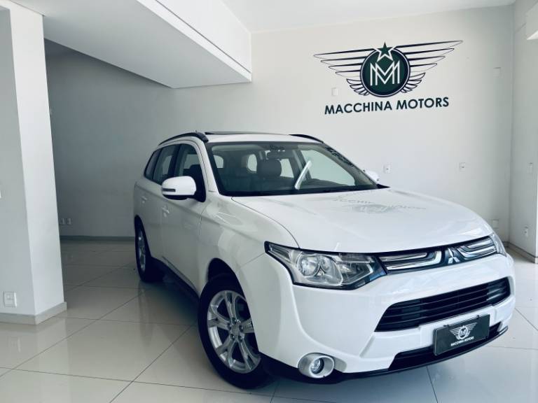 MITSUBISHI - OUTLANDER - 2014/2015 - Branca - R$ 71.990,00