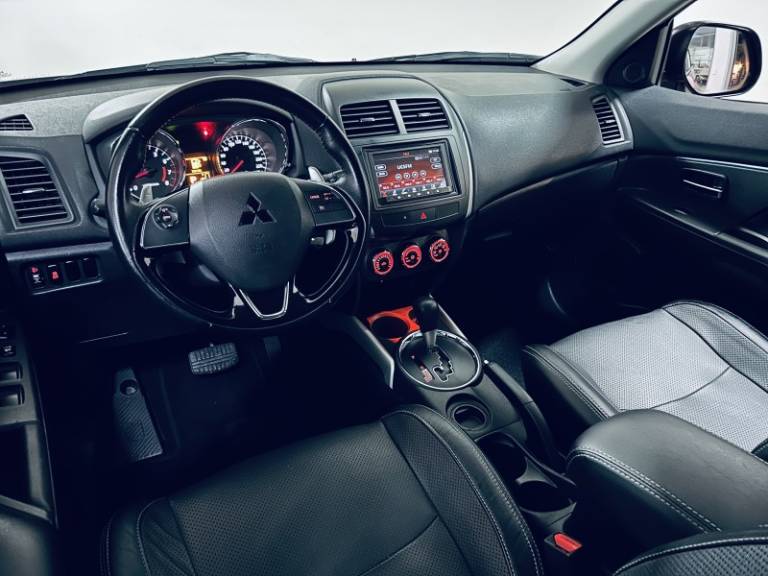 MITSUBISHI - ASX - 2018/2018 - Vermelha - R$ 86.990,00