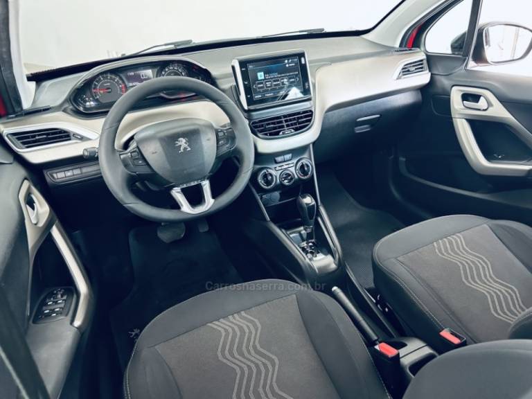 PEUGEOT - 2008 - 2018/2018 - Vermelha - R$ 59.990,00