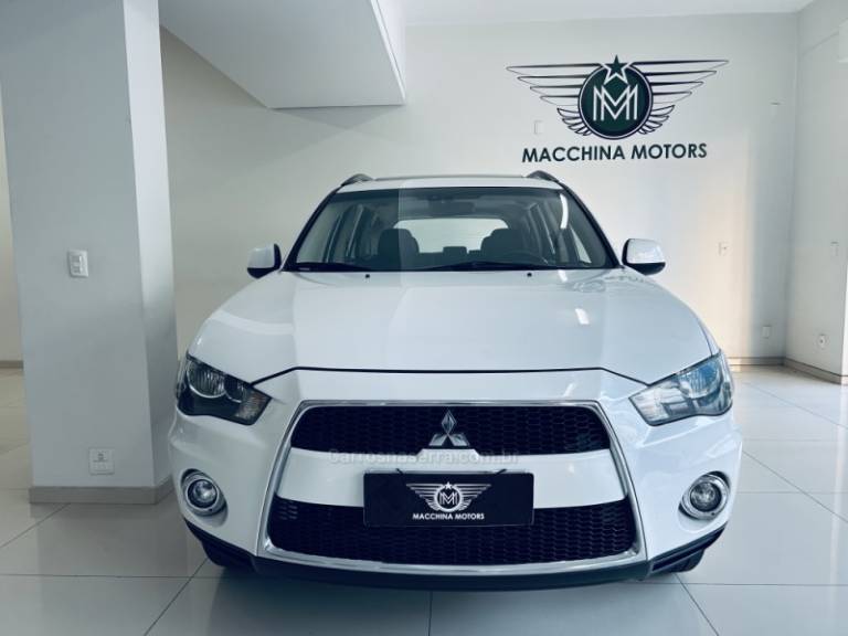 MITSUBISHI - OUTLANDER - 2012/2013 - Branca - R$ 60.990,00