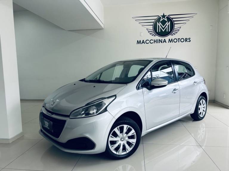 PEUGEOT - 208 - 2017/2018 - Prata - R$ 42.990,00