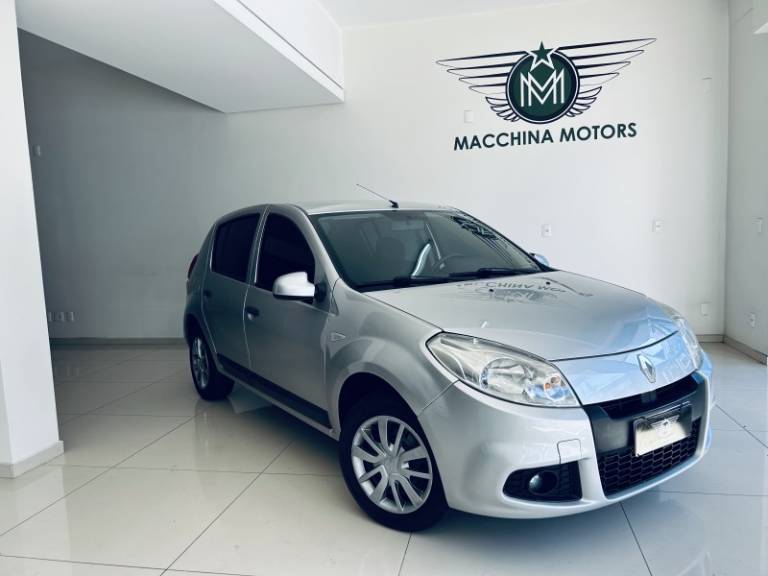 RENAULT - SANDERO - 2011/2012 - Prata - R$ 28.990,00