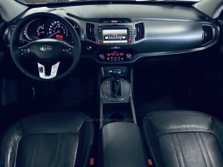KIA MOTORS - SPORTAGE - 2013/2014 - Laranja - R$ 79.990,00