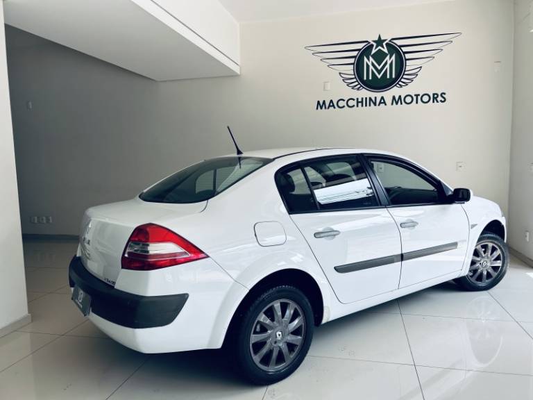 RENAULT - MÉGANE - 2009/2010 - Branca - R$ 28.990,00