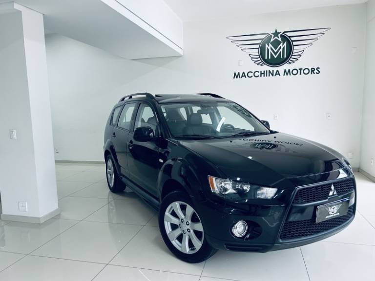 MITSUBISHI - OUTLANDER - 2012/2013 - Preta - R$ 59.990,00