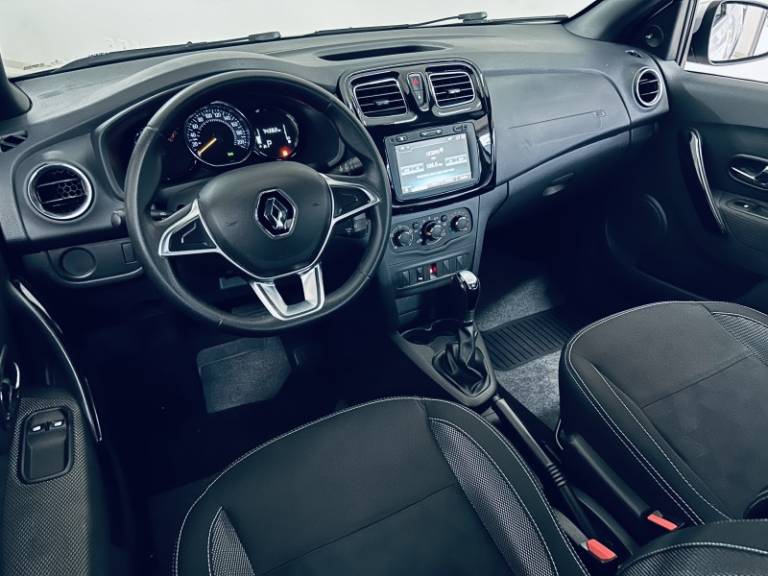 RENAULT - LOGAN - 2019/2020 - Prata - R$ 55.990,00