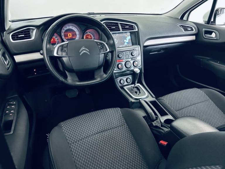 CITROËN - C4 LOUNGE - 2014/2015 - Branca - R$ 47.990,00