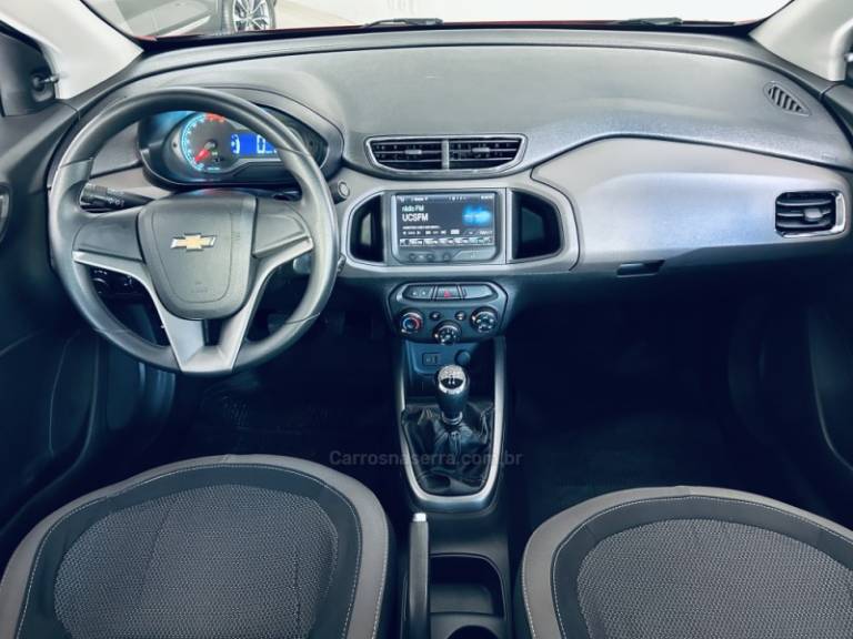 CHEVROLET - PRISMA - 2013/2013 - Vermelha - R$ 42.990,00