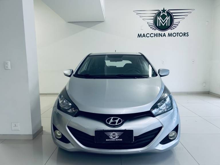 HYUNDAI - HB20 - 2015/2015 - Prata - R$ 43.990,00